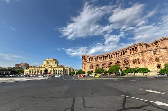 Площадь Республики в Ереване.