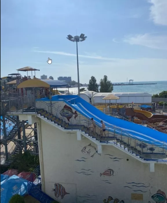 Аквапарк "Золотой пляж".