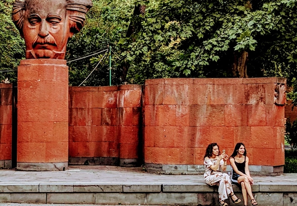 Английский парк в Ереване.