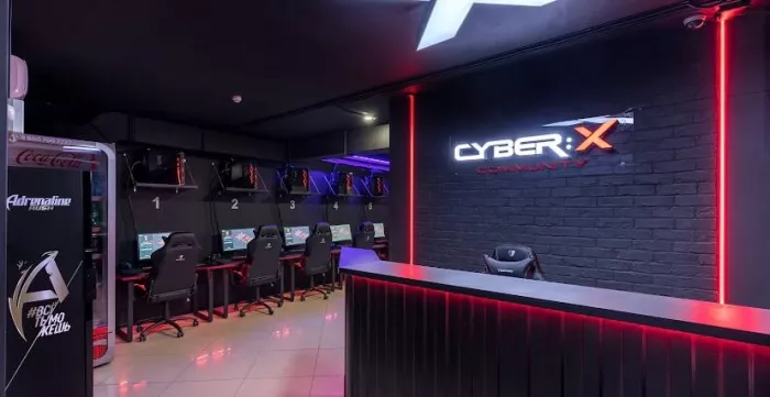 Компьютерный клуб "CyberX".