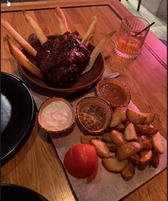 Гриль-бар "BarBQ".