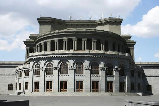 Театр оперы и балета имени А. А. Спендиарова.