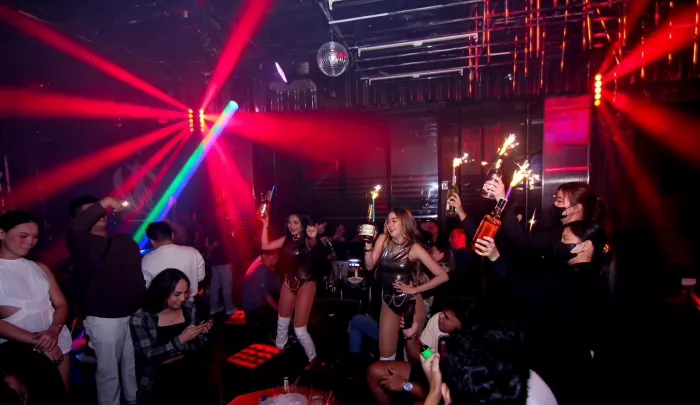 Ночной Клуб «House Manila»