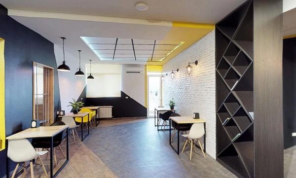 "256 HUB Coworking Space" - пространство для совместной работы в Ереване.
