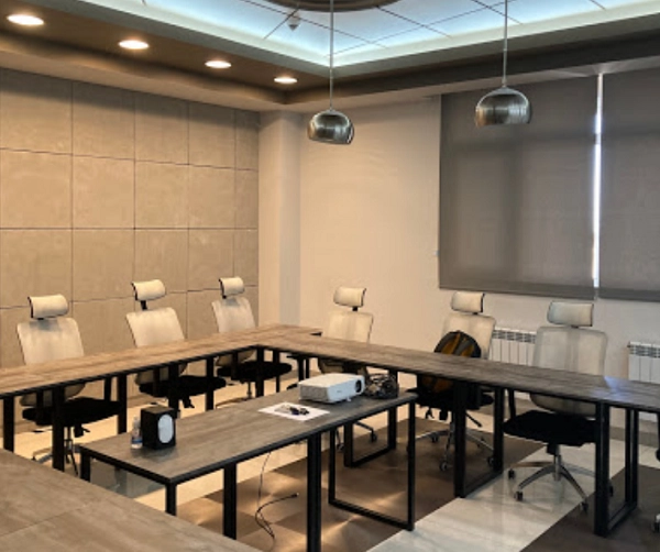 "256 HUB Coworking Space" - пространство для совместной работы в Ереване.