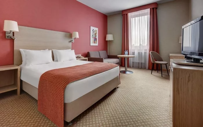 Гостиница 4* "Holiday Inn Moscow Lesnaya".