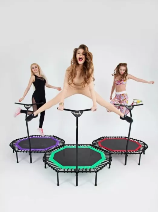 Батутная студия "Jumping.Vidnoe".