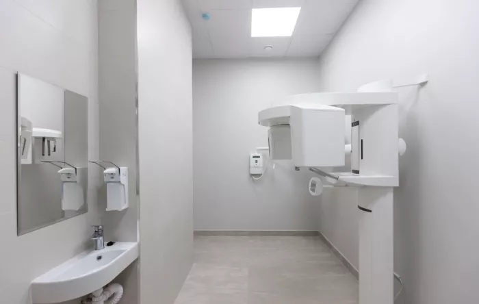 Многопрофильный медицинский центр "L.A. Clinic".