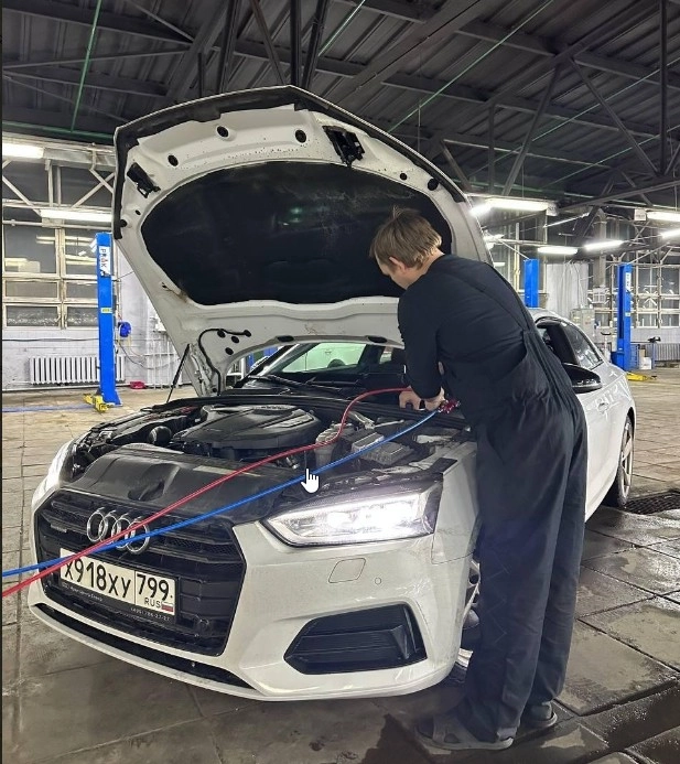 Авторемонт и техобслуживание "Rocket".