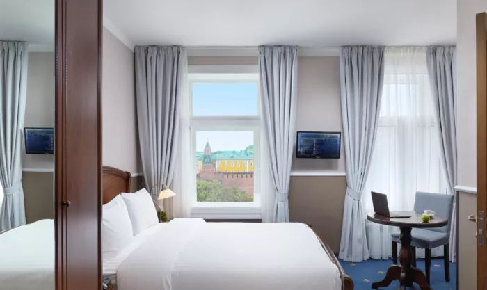 Гостиница "Миррос Отель Москва Кремль".