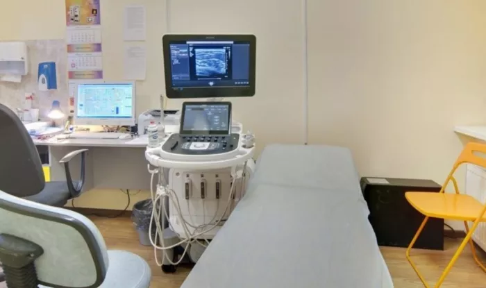 Медицинский центр "100MED".