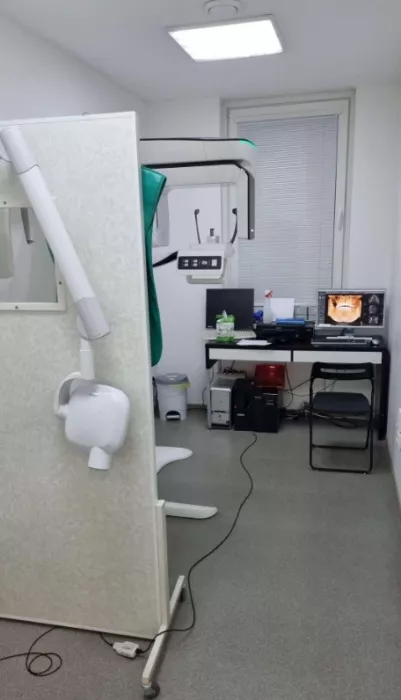 Медицинский центр "100MED".