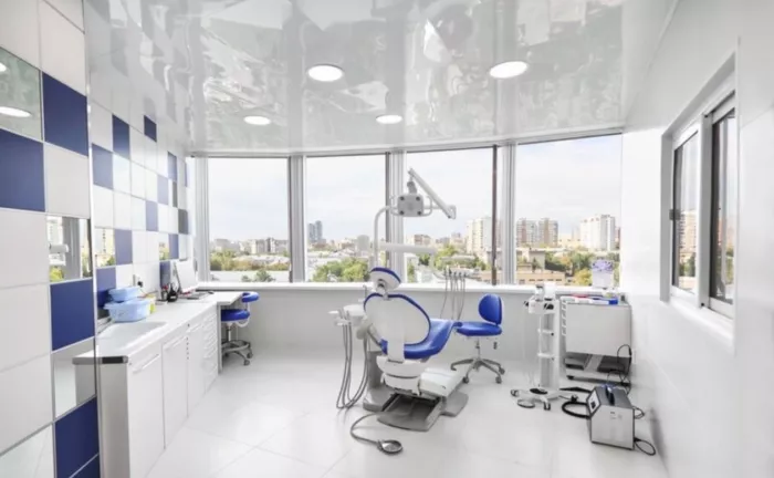 Медицинский центр "100MED".