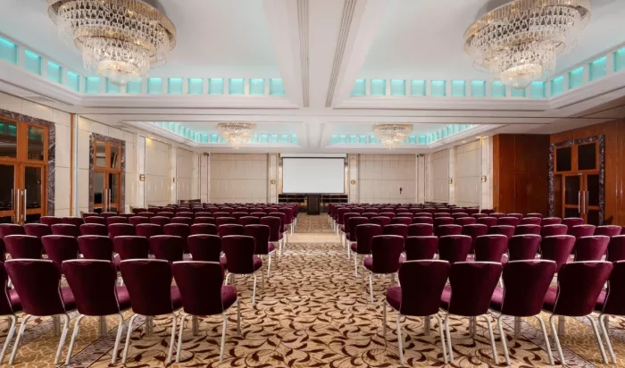 Гостиница 5* "Hotel Continental".
