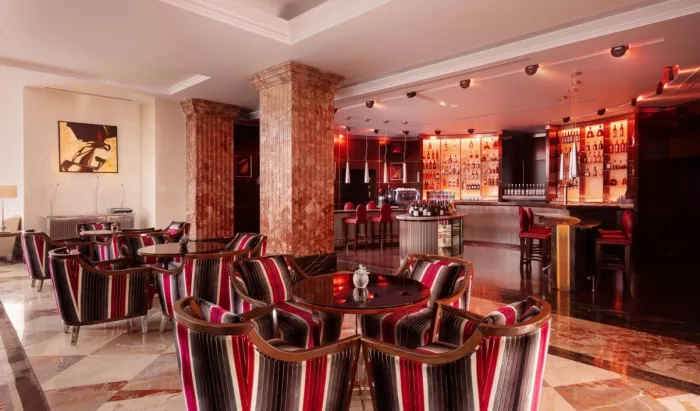 Гостиница 5* "Hotel Continental".