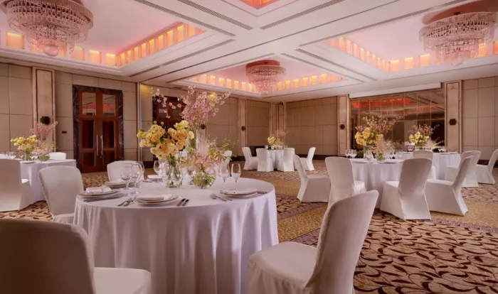 Гостиница 5* "Hotel Continental".