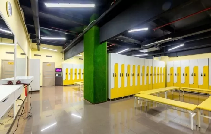 Фитнес-клуб "GFITNESS".
