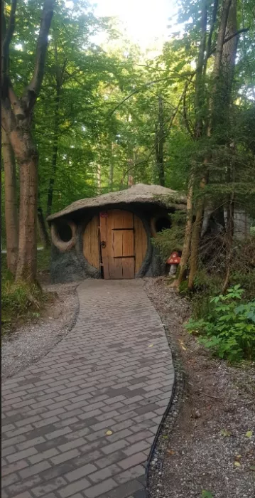 Парк янтарного периода.