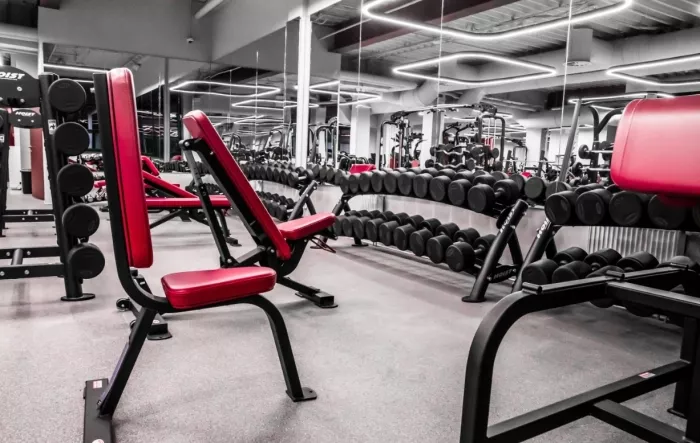 Фитнес-клуб "Powerhouse gym".
