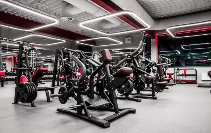 Фитнес-клуб "Powerhouse gym".
