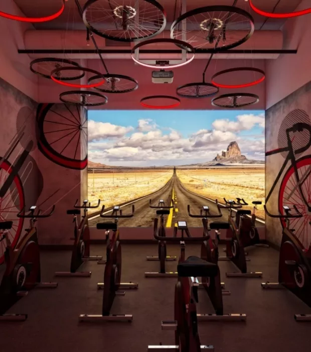 Фитнес-клуб "Powerhouse gym".