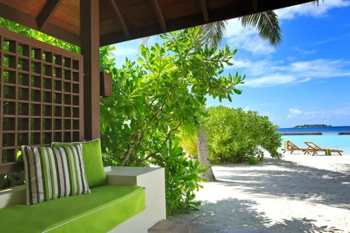 Отель "Курамба Мальдивы" (Hotel "Kurumba Maldives")