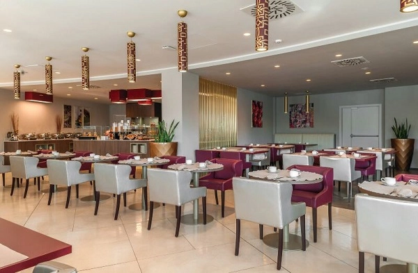 Отель "DoubleTree by Hilton Yerevan City Centre".