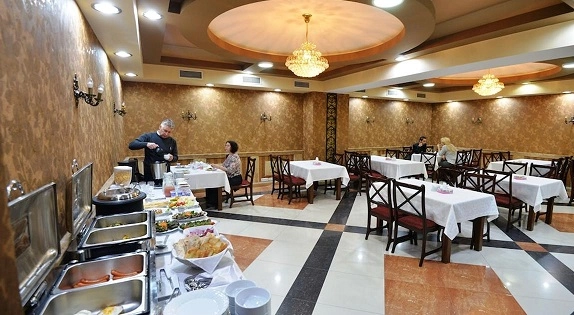 Отель "Deluxe Hotel Yerevan".
