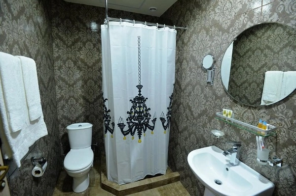 Отель "Deluxe Hotel Yerevan".