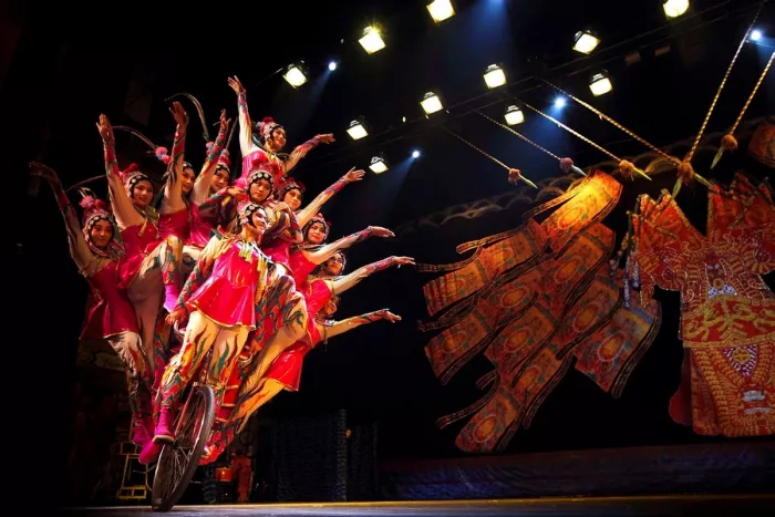 Театр «Tiandi Theatre Acrobatic Show»