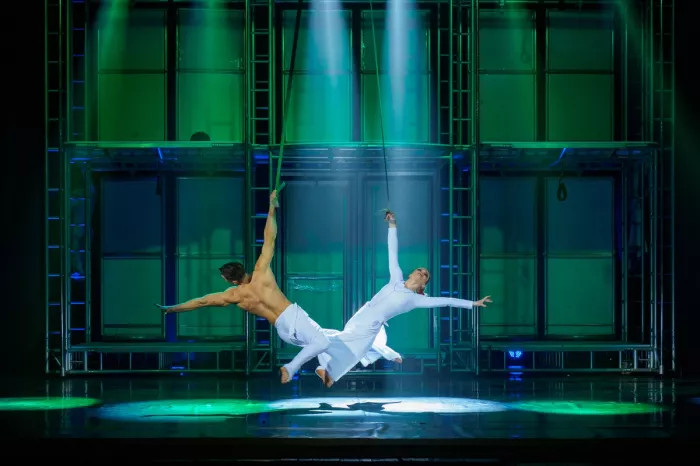 Театр «Tiandi Theatre Acrobatic Show»