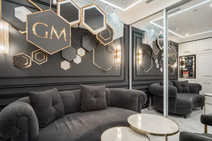 Салон красоты "Gold Manhattan".