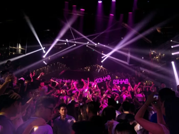 Клуб «CLUB SIR.TEEN»