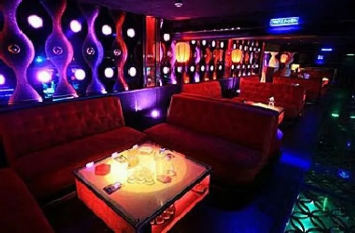 Клуб «Vics Club»