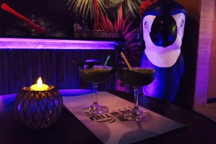 Бар «Bungalow Tiki and Cocktail Bar»