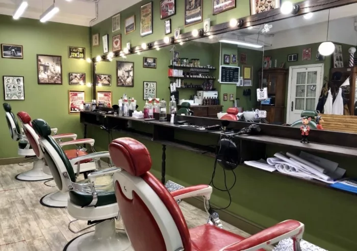 Барбершоп "Fckng Barbers".
