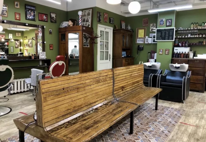 Барбершоп "Fckng Barbers".