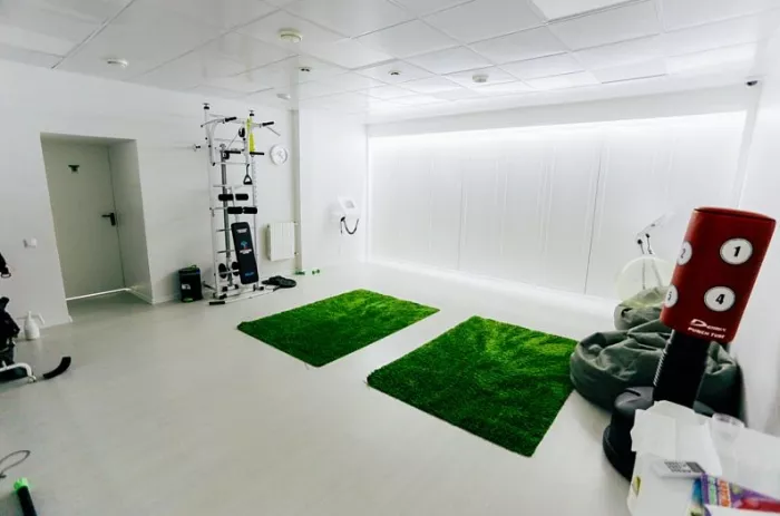 Cтудия эффективных тренировок "Fit-n-go".