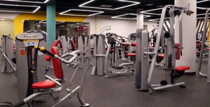 Фитнес-клуб "Fusion fitness".