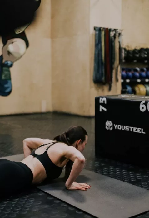Спортивный клуб "Crossfit flash".