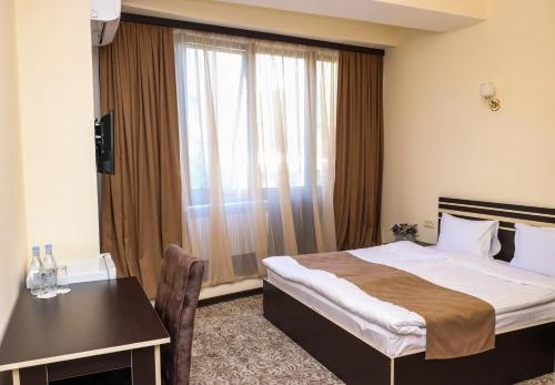 Отель "Yerevan Centre Hotel".