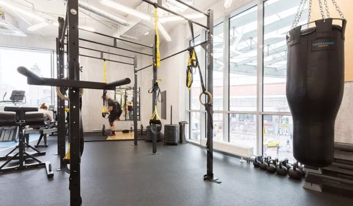Фитнес-клуб "Gym-gym".