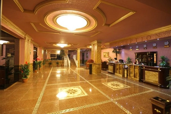 Отель в Ереване "Sochi Palace Hotel".