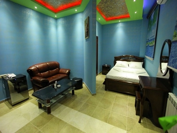 Отель в Ереване "Sochi Palace Hotel".