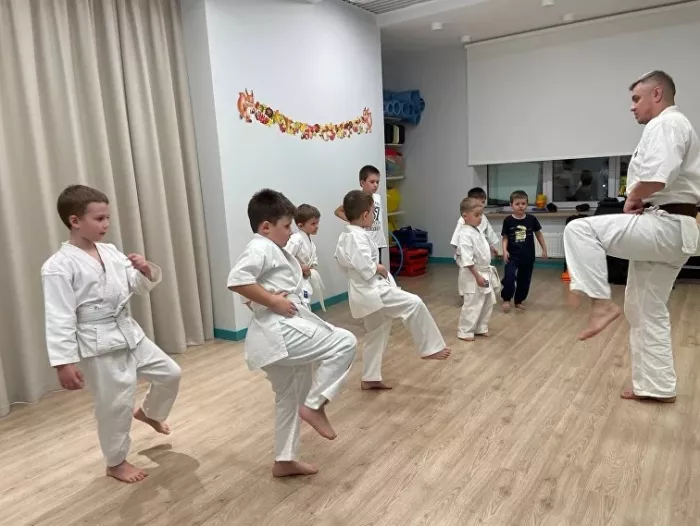 Детский клуб "Разузнайка".