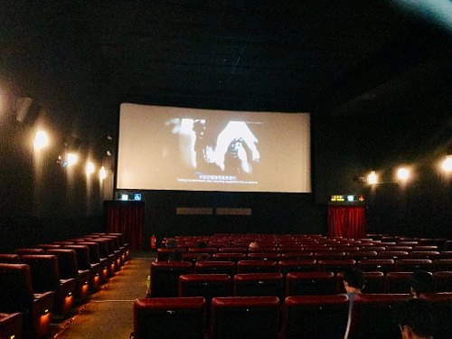 Кинотеатр «Broadway Cinema»