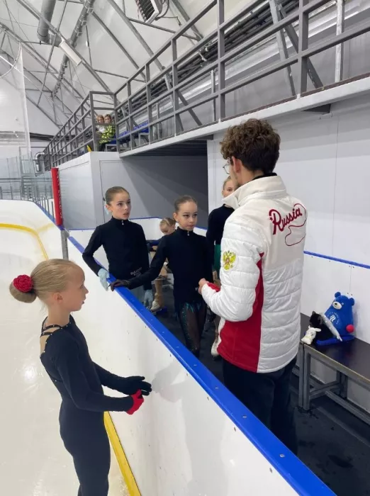 Школа фигурного катания "BULYCHEVA TEAM".