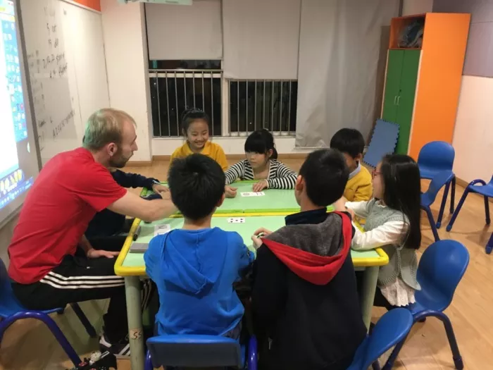 Языковая школа «English First Education Beijing»