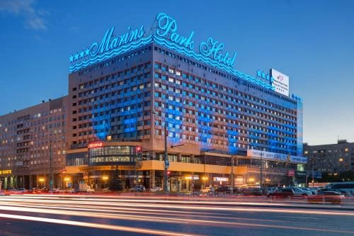 Отель "Marins Park Hotel".