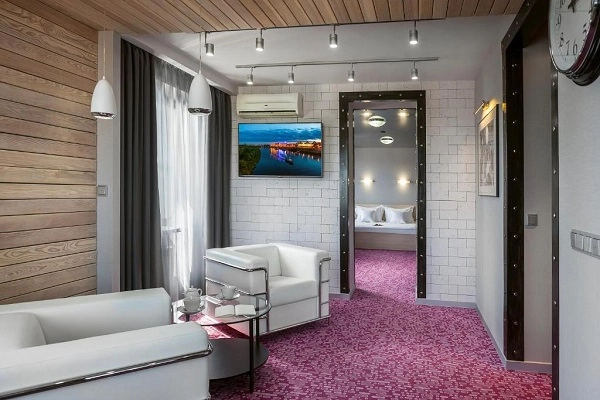 Отель "Marins Park Hotel".